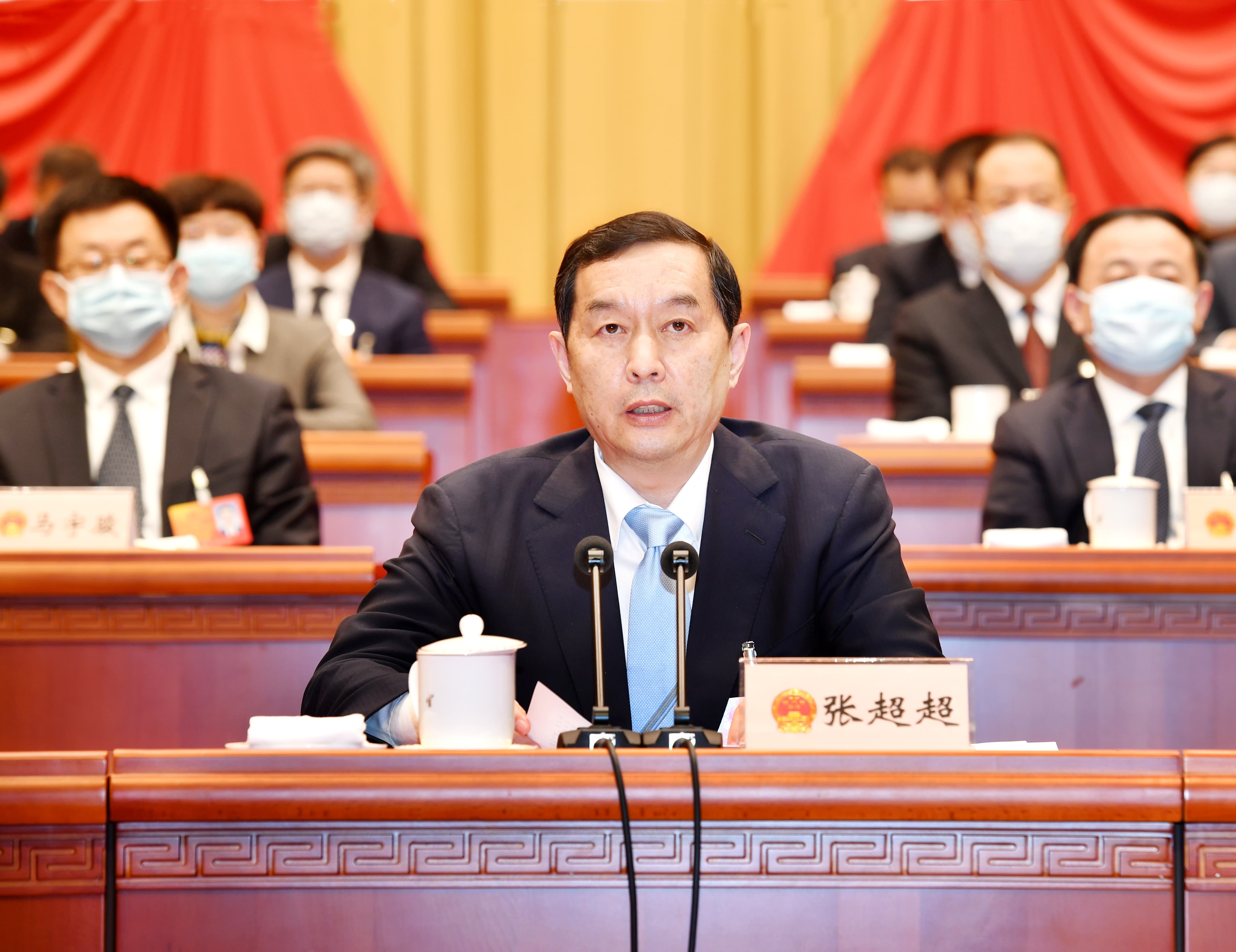 张超超在市十五届人大二次会议闭幕会上的讲话